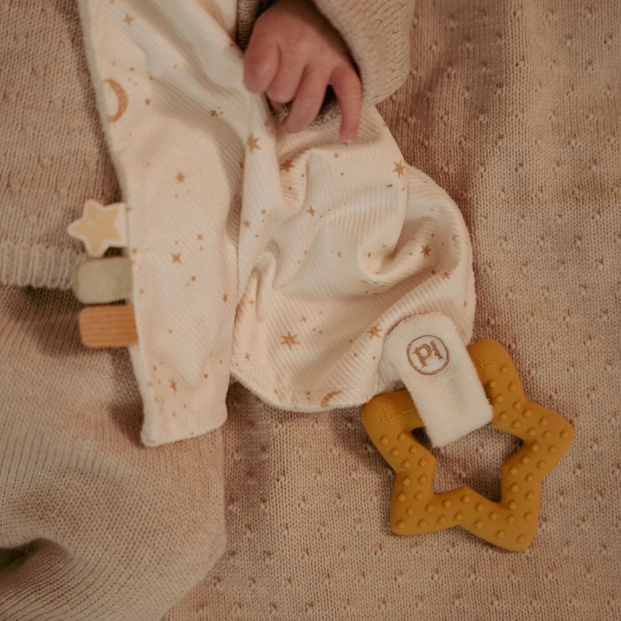 Cuddle Cloth with Teething Ring