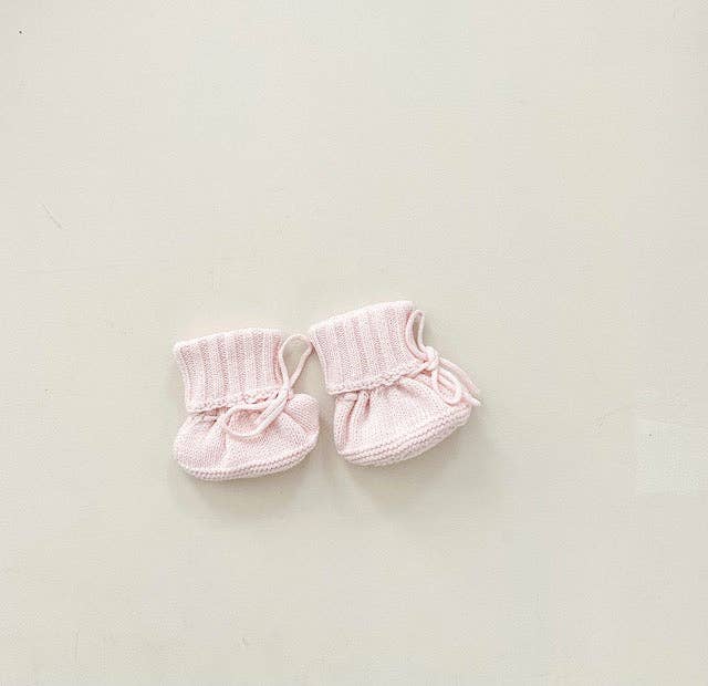 CUFF NEWBORN LACE BOOTIES - BABY PINK