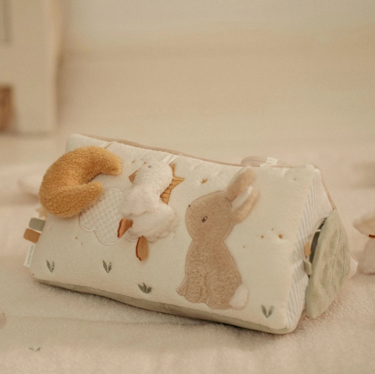 Newborn Naturals Activity Triangle