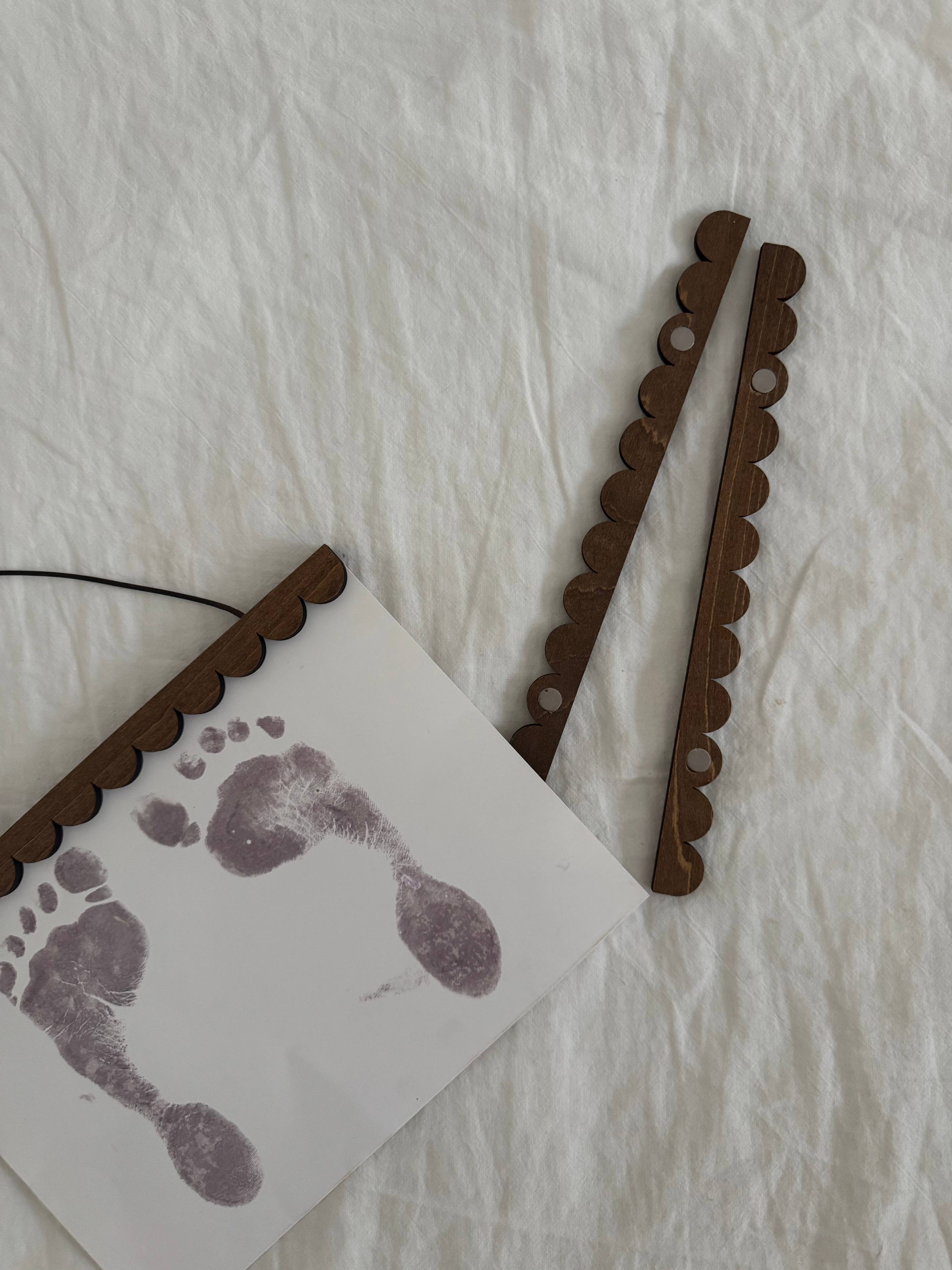 Scalloped Magnetic Hanger *FRAME ONLY