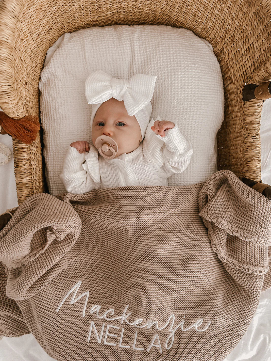 SCALLOP BABY BLANKET | TEDDY BROWN