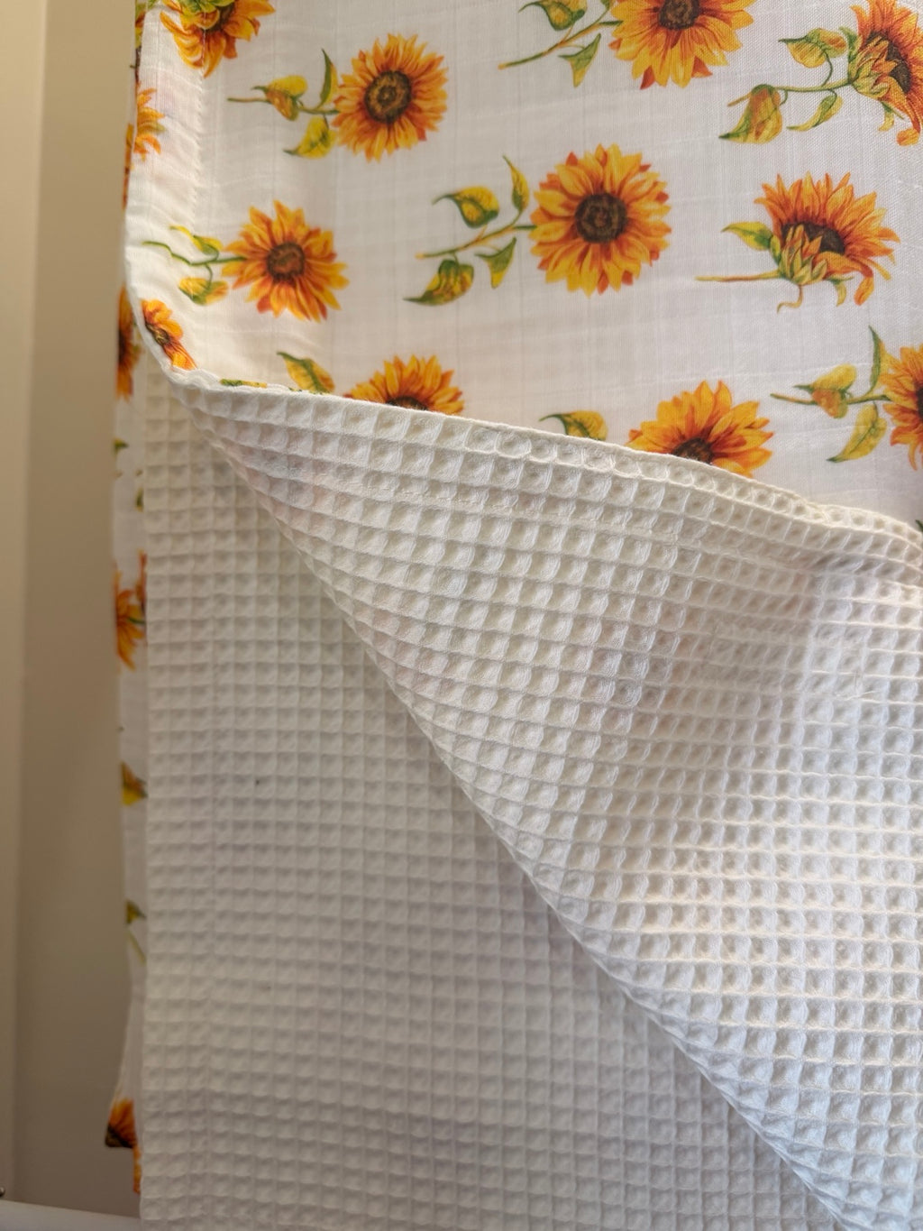 babi collective Reversible Waffle Blanket | Sunflower Fields