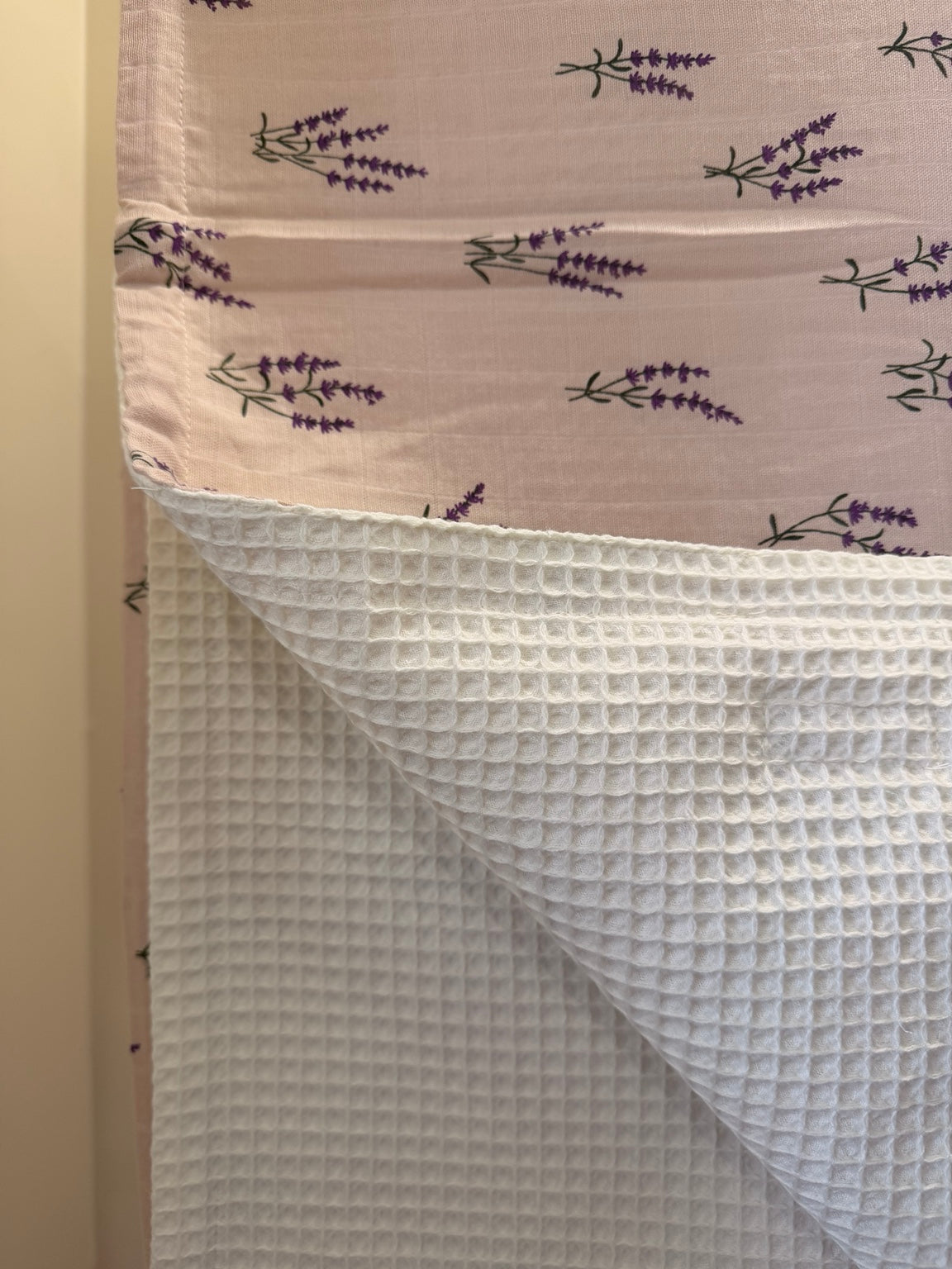 babi collective Reversible Waffle Blanket | Lavender Lane