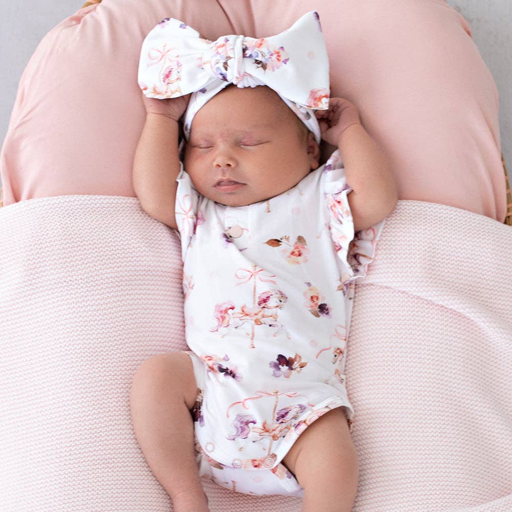 Carousel Organic Oversized Bow