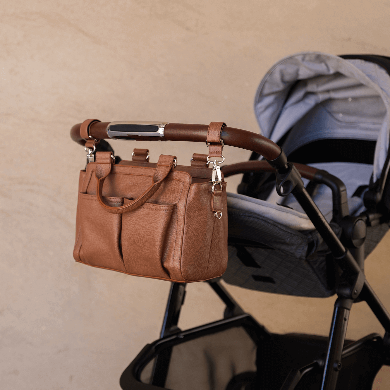 Amelia Convertible Pram Caddy - Pebbled Tan v2