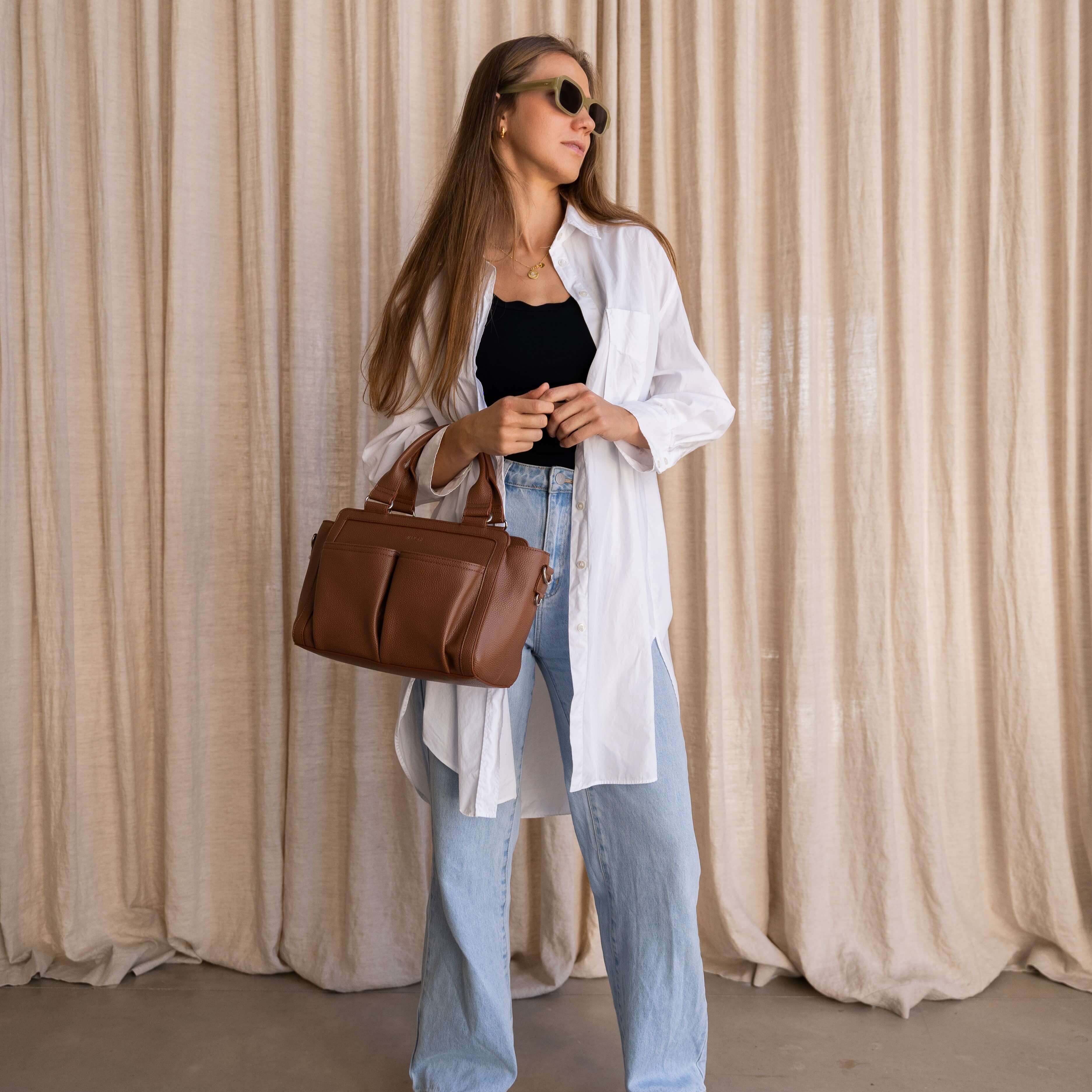 Amelia Convertible Pram Caddy - Pebbled Tan v2