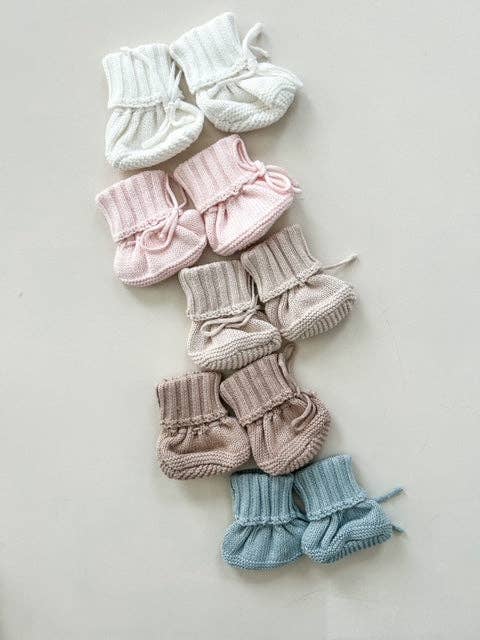 CUFF NEWBORN LACE BOOTIES - TEDDY BROWN