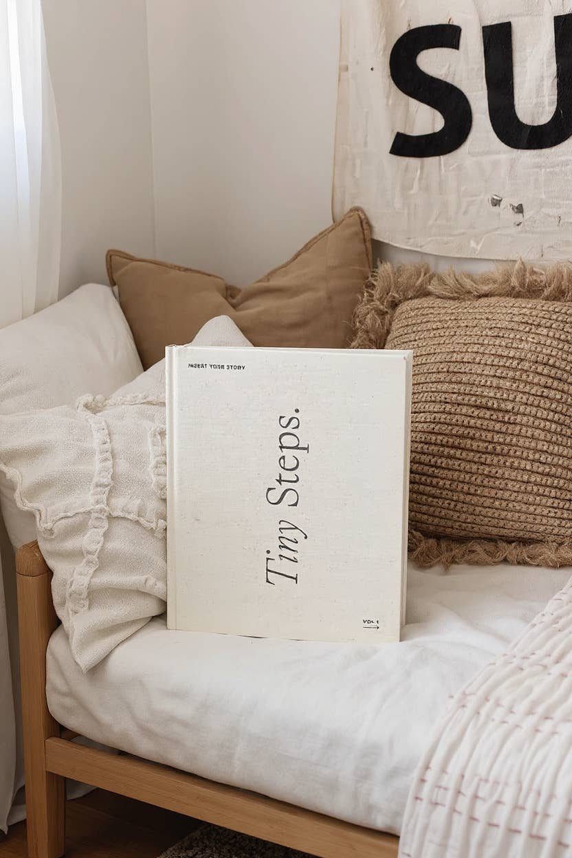 TINY STEPS | Baby Linen Photo Album