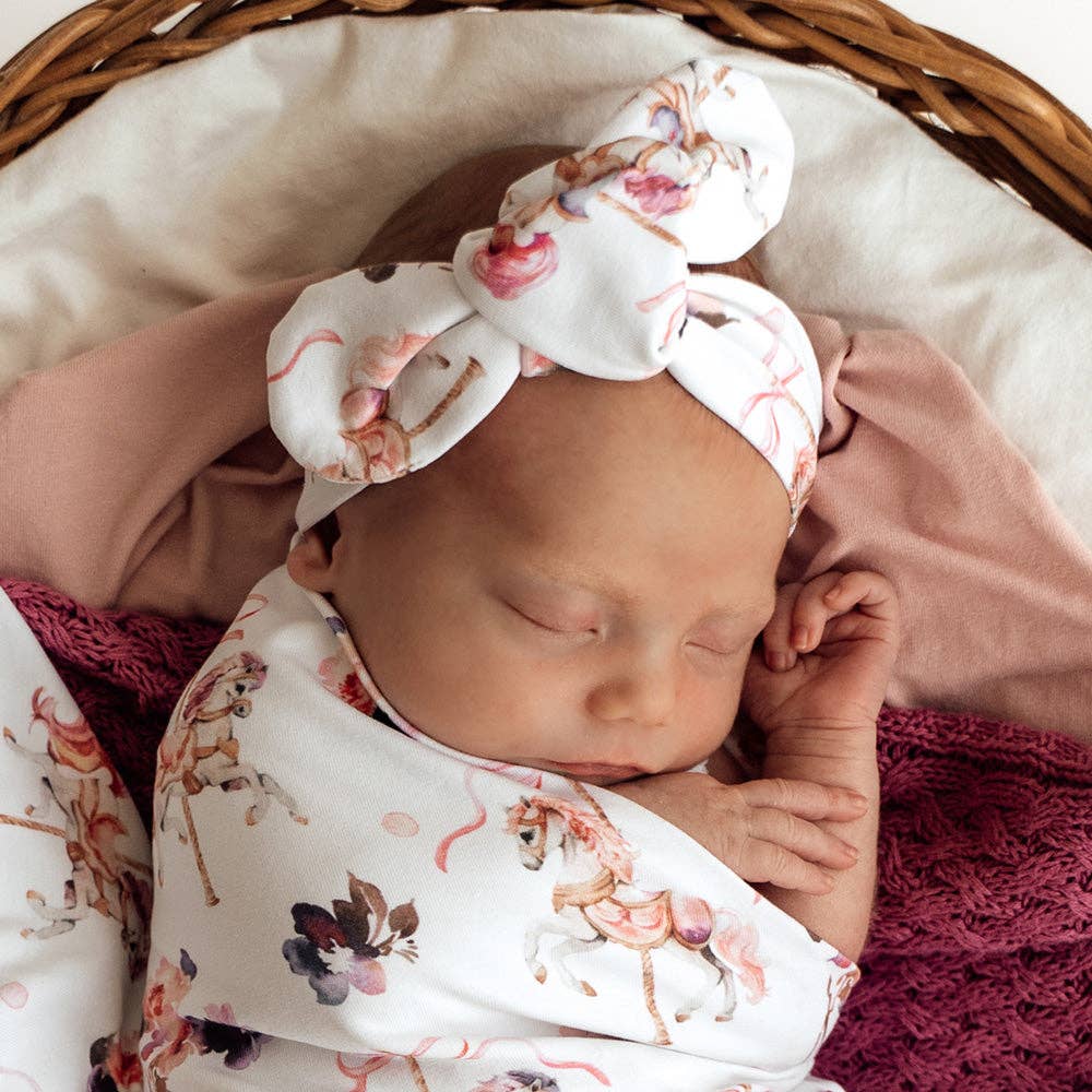 Carousel Organic Topknot