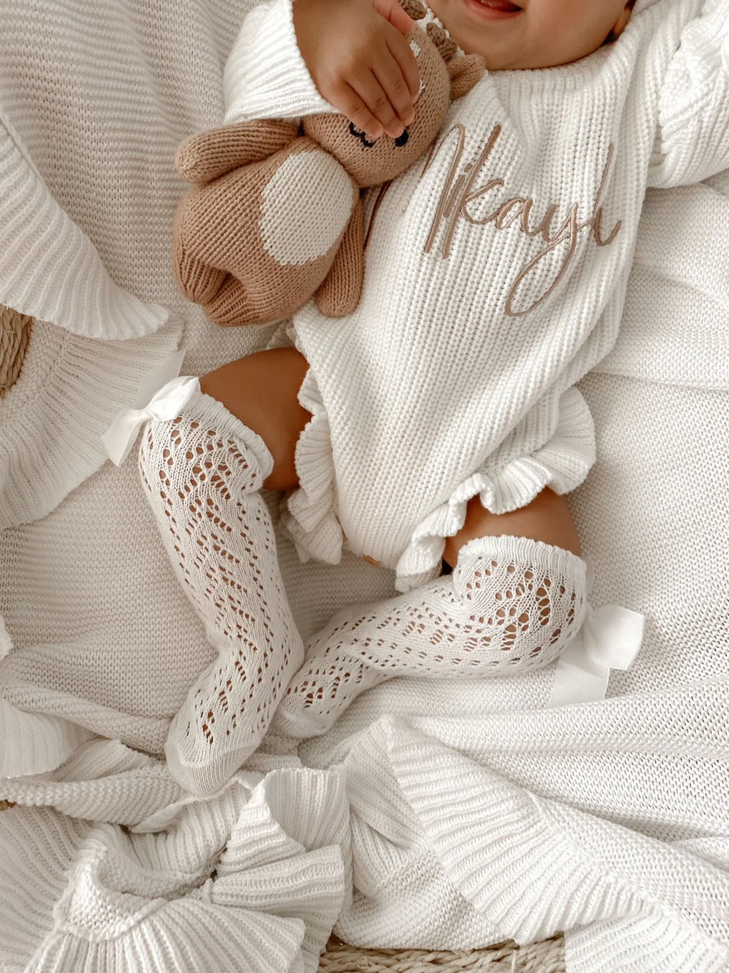 LACE KNEE HIGH BOW SOCKS - WHITE
