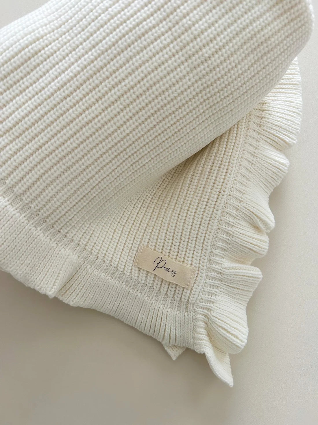 FRILL BABY BLANKET | MILK